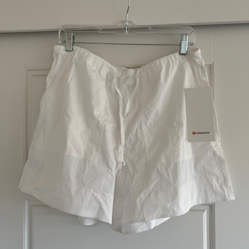 Lululemon Cotton-Blend Poplin High Rise White Short 4" Large NWT